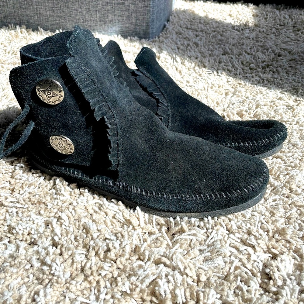 Minnetonka Moccasins (Sz 10)